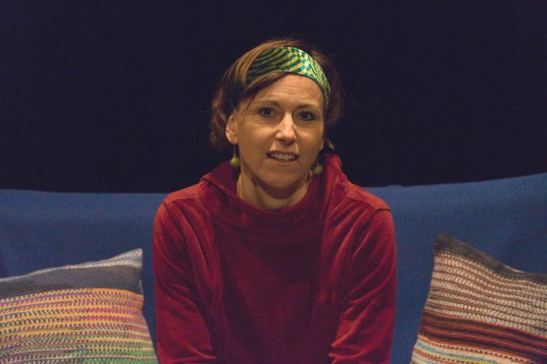 Bin nebenan (2018): Marietta Weller