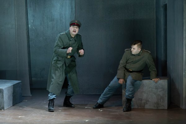 Ein Kind unserer Zeit (2023): Klaus Meile, Franz Rupprecht